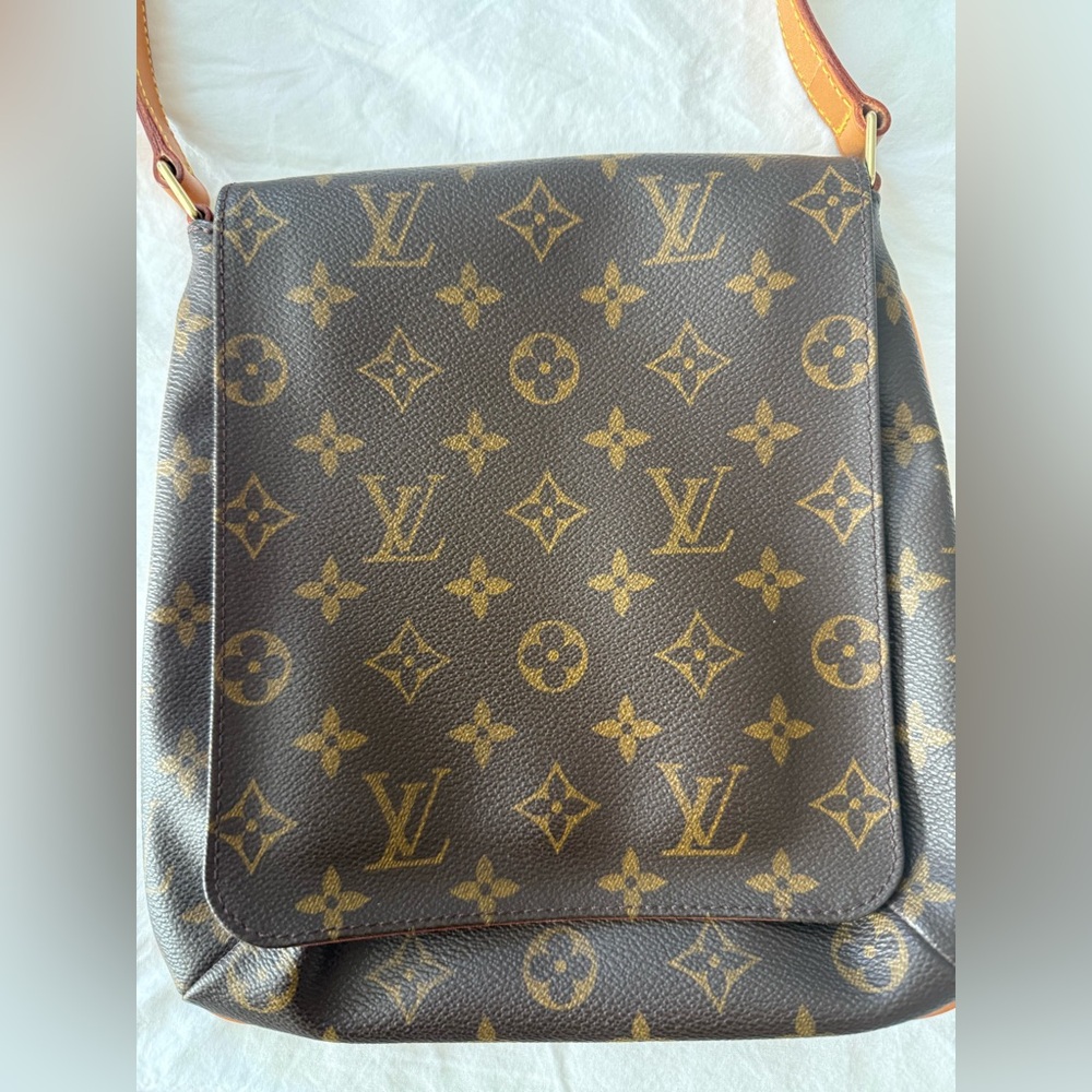 Louis Vuitton Brown Monogram Shoulder Bag AUTHENTIC - Picture 2 of 10